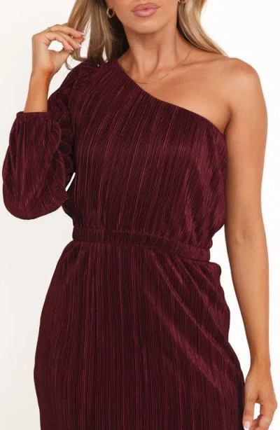 Petal And Pup Petal & Pup Pontee Plissé One-shoulder Midi Dress In Burgundy