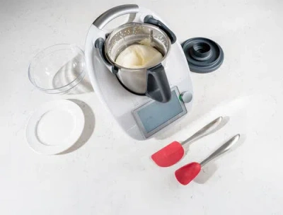 Cuisipro Silicone And Stainless Steel 11.5-inch Spatula, Red In Red