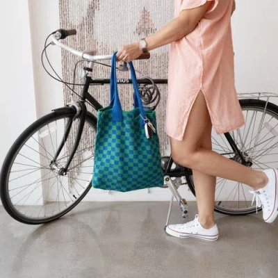 Casupo Checkered Sweater Tote Bag