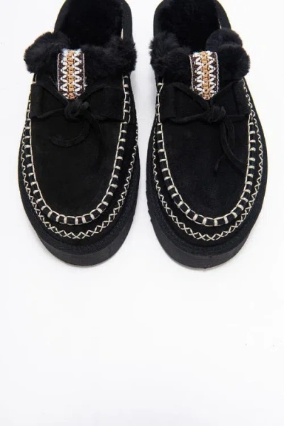 Forever & Always Shoes Yalina Leather Platform Moccasin Slippers In Black