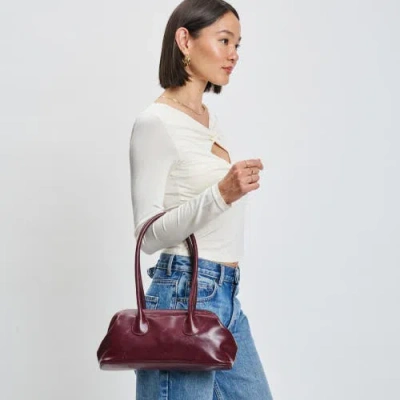 Moda Luxe Ninna Shoulder Bag In Burgundy