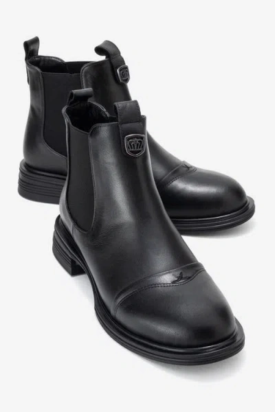 Forever & Always Shoes Sidney Leather Buckled Chelsea Boot In Black