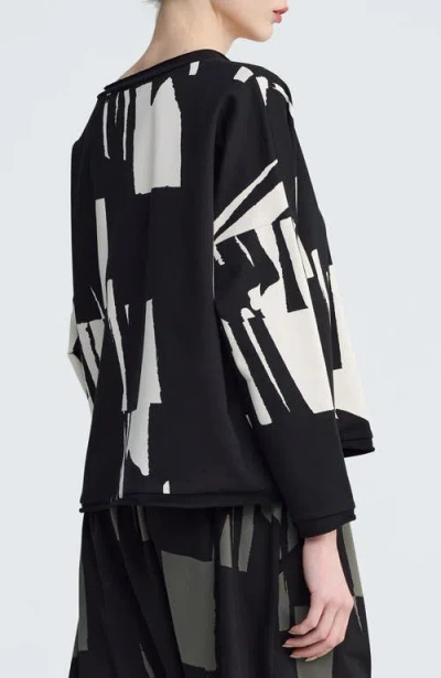 Luukaa Nerina Cropped Graphic Blouse In Black