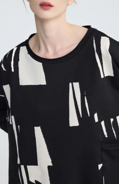 Luukaa Nerina Cropped Graphic Blouse In Black