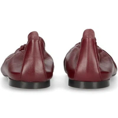 Pretty Ballerinas Rouched Ballet Flat In Brown