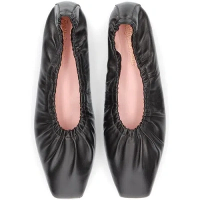 Pretty Ballerinas Rouched Ballet Flat In Black