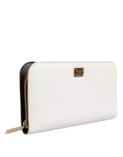 Pre-owned Dolce & Gabbana White Leather Logo Plaque Zip Around Continental Women's Wallet ()