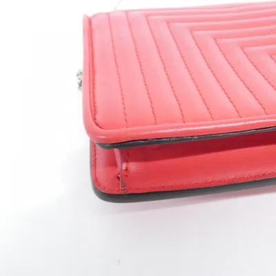 Pre-owned Fendi Red Color Leather Chain/shoulder Wallet ()