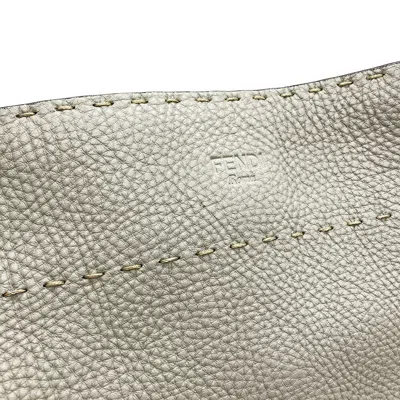 Pre-owned Fendi Selleria Gray Leather Shoulder Bag ()