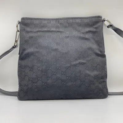 Pre-owned Gucci Black Gg Canvas Shoulder Bag ()