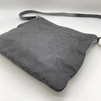Pre-owned Gucci Black Gg Canvas Shoulder Bag ()