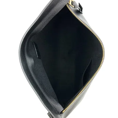 Pre-owned Loewe Black Leather Clutch Bag ()