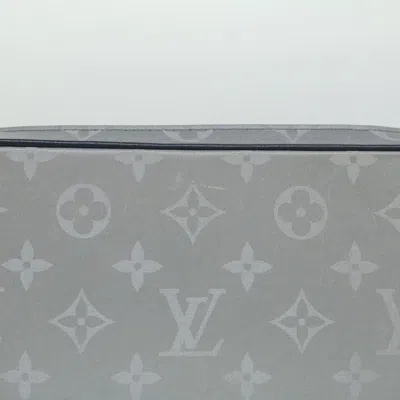 Pre-owned Louis Vuitton Alpha Silver Leather Clutch Bag ()