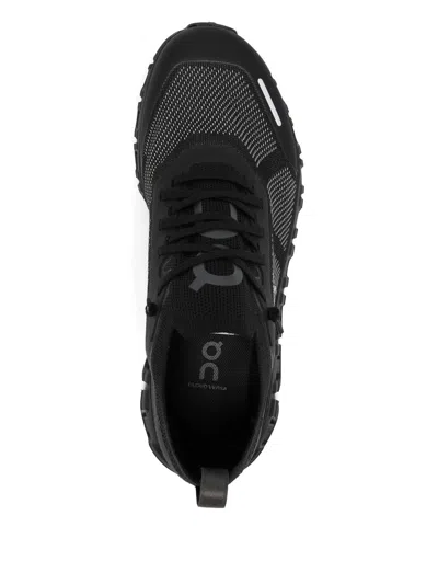 On Cloud 6 Versa Sneakers In Black