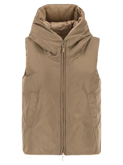 Maxmara The Cube Delfy Reversible Padded Waistcoat In Camel And Water Repellent Taffeta In Brown