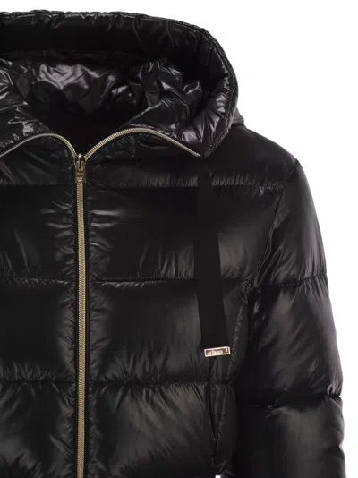 Herno Women Ultralight Nylon Down Jacket With Drawstring Waist In Black
