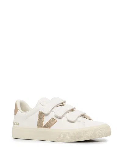 Veja Recife Chromefree Low-top Sneakers In White