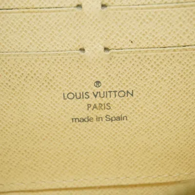 Pre-owned Louis Vuitton White Long Wallet (bi-fold) ()