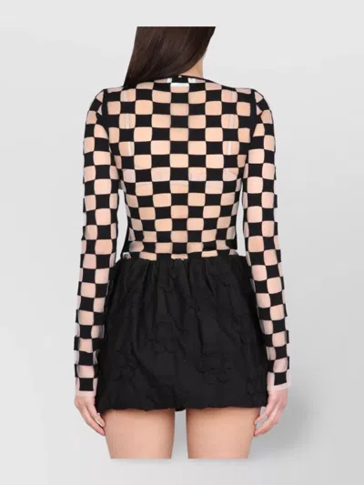 Max Mara Checkered Long Sleeve Fitted Top In Black