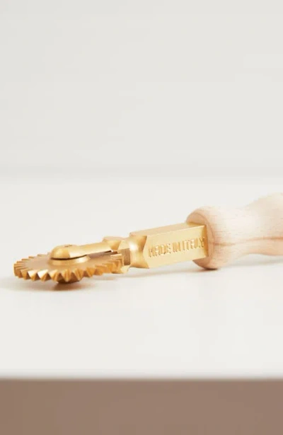 Verve Culture Ga-ri Pasta Fluted Wheel Cutter In Gold