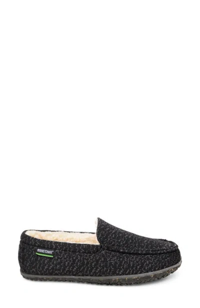 Minnetonka Elm Slipper In Black