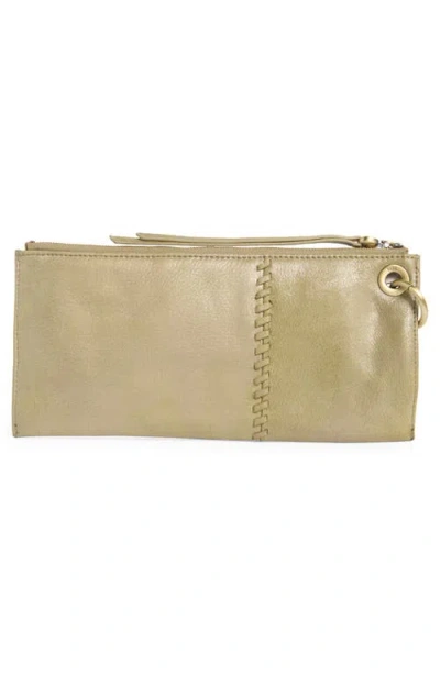 Hobo Vida Leather Wristlet In Nude