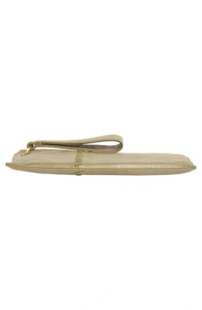 Hobo Vida Leather Wristlet In Nude