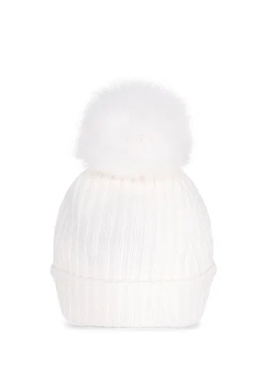 Vanisé Accessories In White