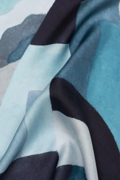 Elizabetta Tivoli In Blue