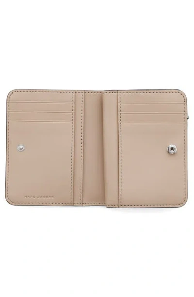 Marc Jacobs The Mini J Marc Compact Wallet In Brown