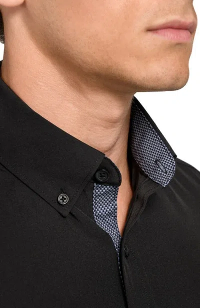 Construct Solid Woven Short Sleeve Basic In Black