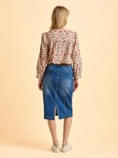 Brakeburn Lindsay Long Sleeve V-neck Shirt In Brown