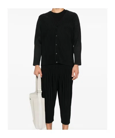 Issey Miyake Long-sleeved Cardigan In Black