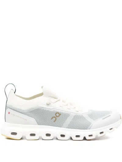 On White Canvas Cloud 6 Versa Sneakers In White