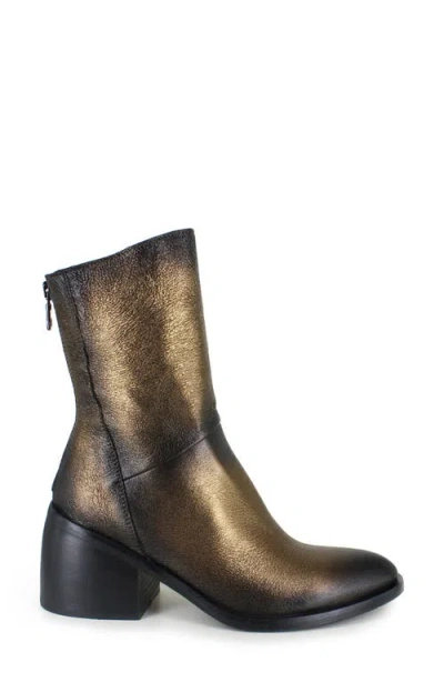 Zigi Block Heel Bootie In Brown