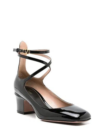 Valentino Garavani Shoes In Black