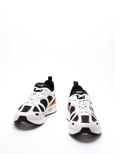 Valentino Garavani Low Top Vlogo Easyjog Sneakers In White