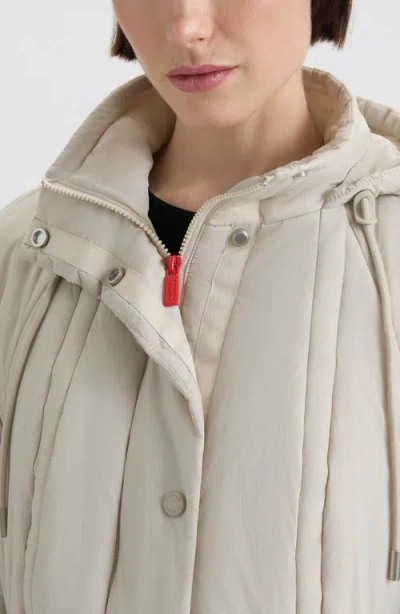 Hunter Isabelle Water Repellent Crinkle Padded Coat In White