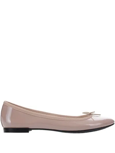 Repetto Cendrillon Patent-leather Bow-detail Ballet Flats In Pink