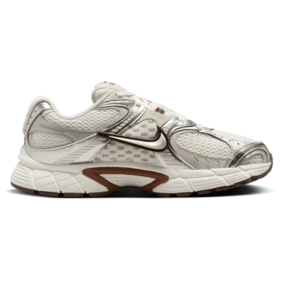 Nike V5 Runner Sneaker In Multi