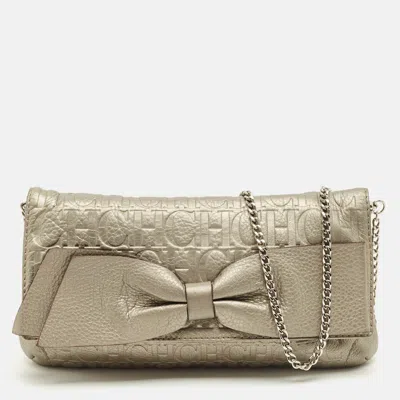 Pre-owned Ch Carolina Herrera Ch Caroline Herrera Metallic Grey Monogram Embossed Leather Bow Chain Clutch In Gray