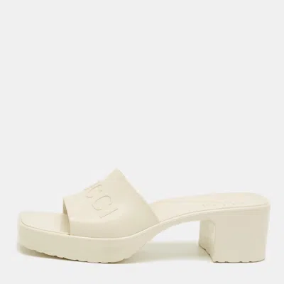 Pre-owned Gucci White Rubber Logo Slide Sandals Size 38