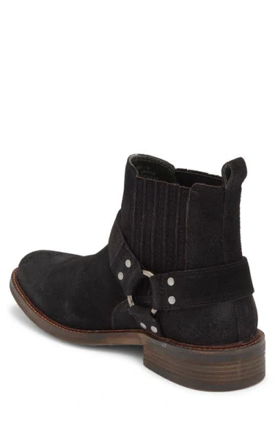 Steve Madden Wesley Chelsea Boot In Black