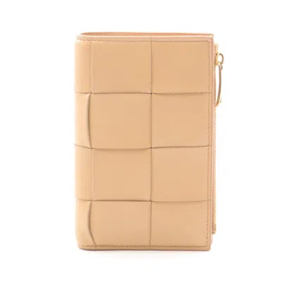 Pre-owned Bottega Veneta Beige Leather Wallet (bi-fold) () In Sand