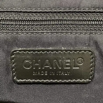 Pre-owned Chanel Black Nylon Leather Boston Bag Handbag ()