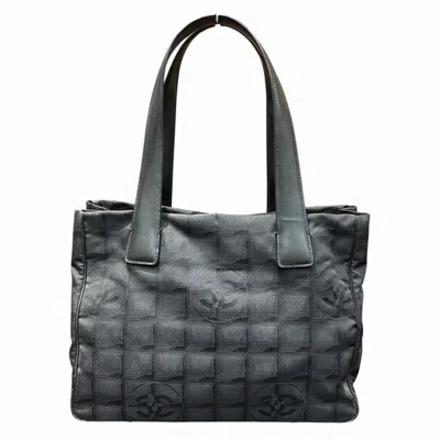 Pre-owned Chanel Black Nylon Shoulder Bag Tote Bag ()
