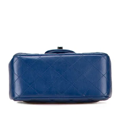 Pre-owned Chanel Blue Leather Shoulder Bag ()