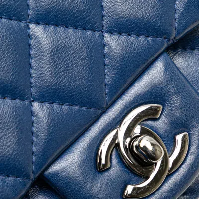 Pre-owned Chanel Blue Leather Shoulder Bag ()