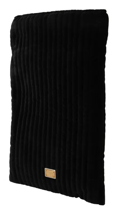 Dolce & Gabbana Black Velvet Quilt Drawstring Logo Plaque Pouch Women's Bag In Black