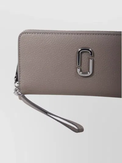 Marc Jacobs Continental Style Wallet Wrist Strap In Brown